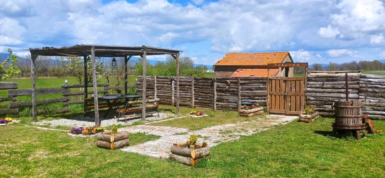 Casavacanze Pergolino, Appartamenti Ad Uso Esclusivo Acquapendente Luaran gambar